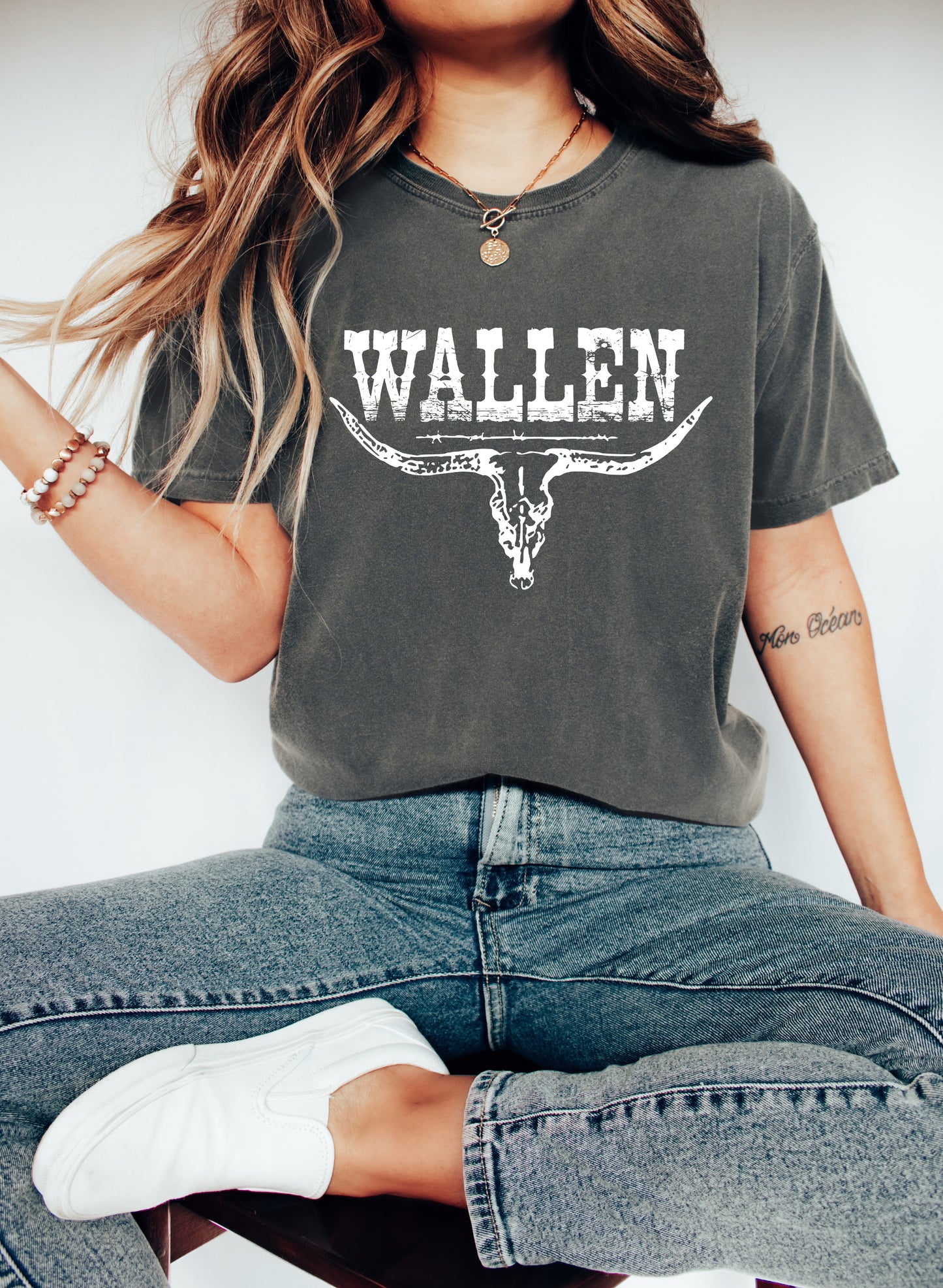 Wallen Bull Horns Shirt